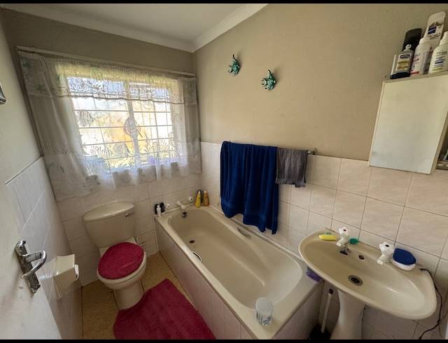 3 BEDROOM FREEHOLD FOR SALE IN BRAKPAN NORTH
